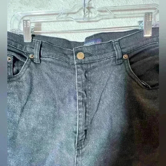 Vintage Bill Blass Black high waisted (high rise) Jean Shorts- Size 14 - Picture 2 of 10